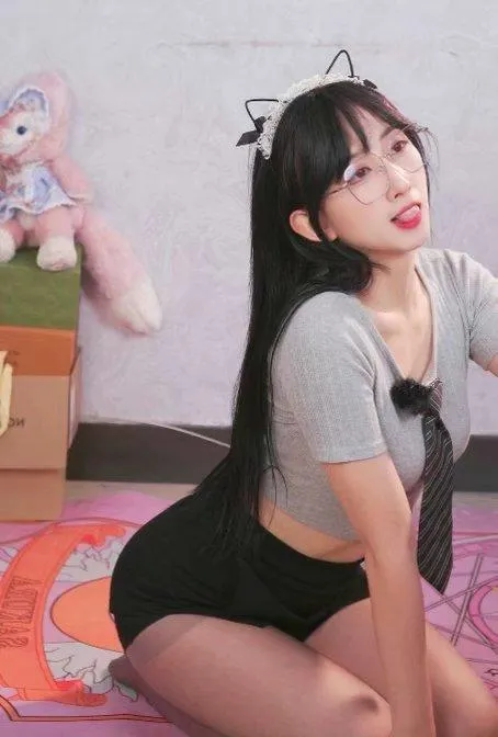 B站兔牙sinar酱 – NO.01 舰长图直播片段 [73P]插图7